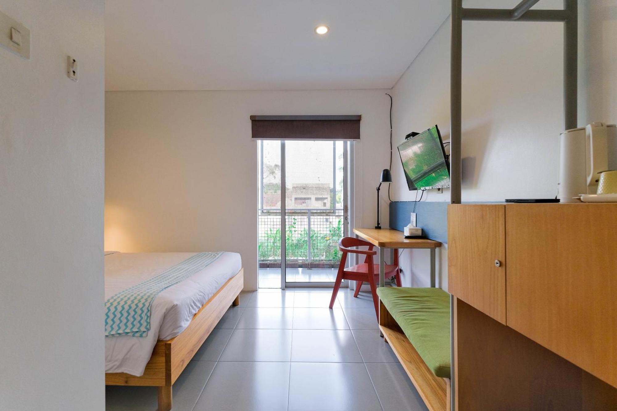 Bed and Breakfast Djajanti House Semarang Exterior foto